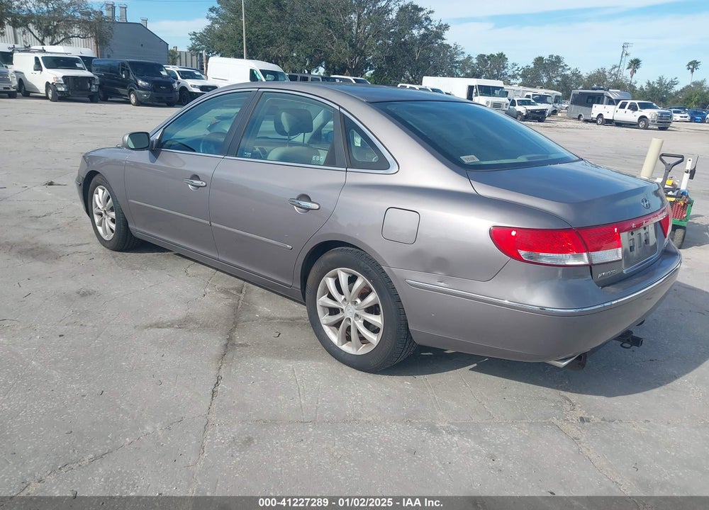 2006 HYUNDAI AZERA LIMITED/SE VIN: KMHFC46F06A119878