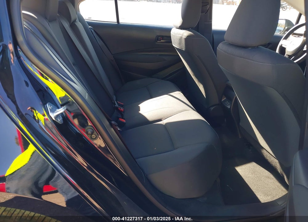 2024 TOYOTA COROLLA LE VIN: 5YFB4MDE2RP202321