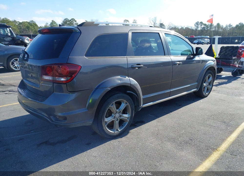 2017 DODGE JOURNEY CROSSROAD PLUS VIN: 3C4PDCGB7HT607863
