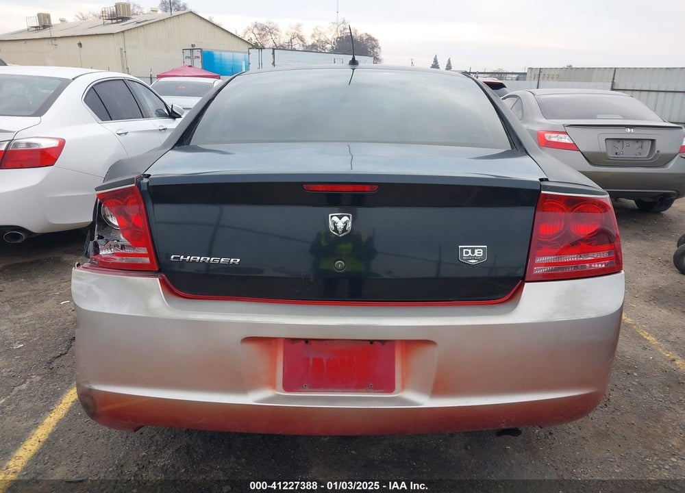 2008 DODGE CHARGER SXT VIN: 2B3KA33G28H335298