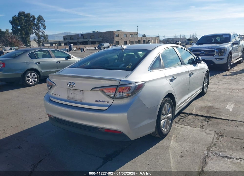 2016 HYUNDAI SONATA HYBRID SE VIN: KMHE24L12GA012677