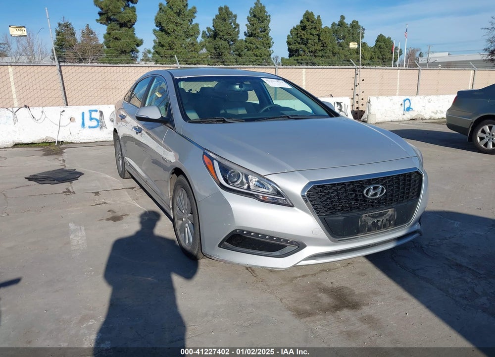 2016 HYUNDAI SONATA HYBRID SE VIN: KMHE24L12GA012677