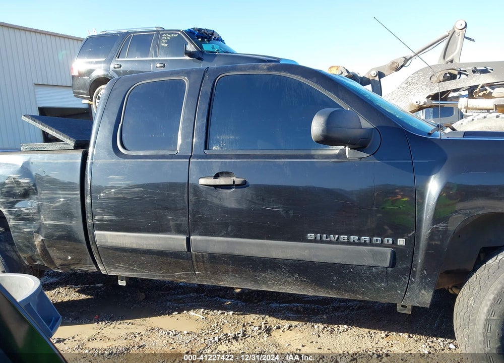 2007 CHEVROLET SILVERADO 1500 LT1 VIN: 2GCEK19J971628509