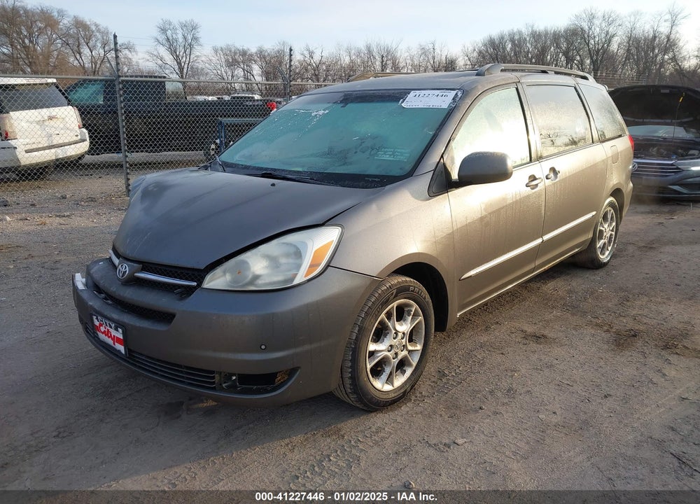 2005 TOYOTA SIENNA VIN: 5TDZA22C85S357440