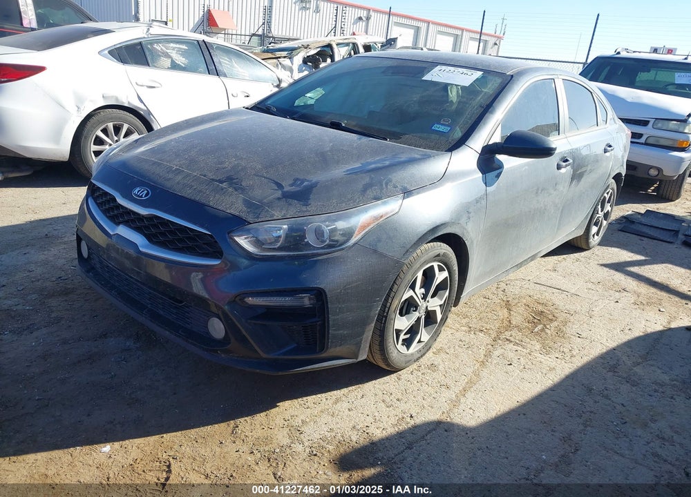 2021 KIA FORTE VIN: 3KPF24AD8ME275402