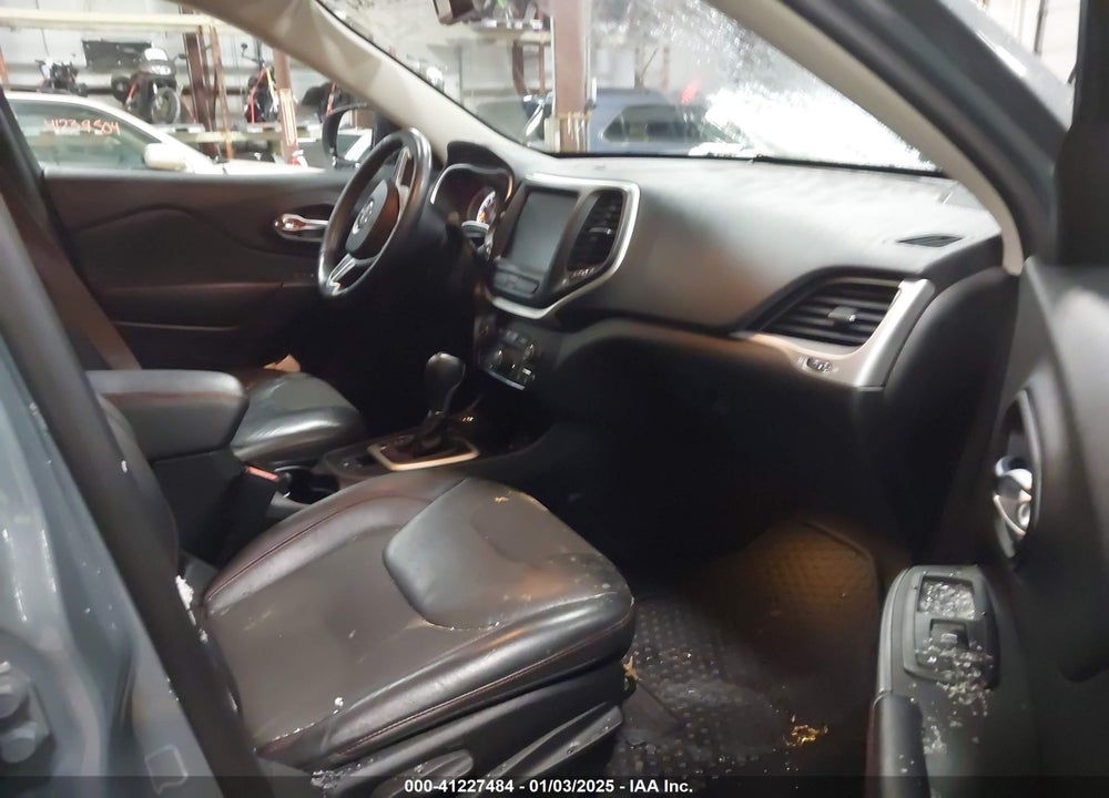 2015 JEEP CHEROKEE VIN: 1C4PJMBS2FW752550