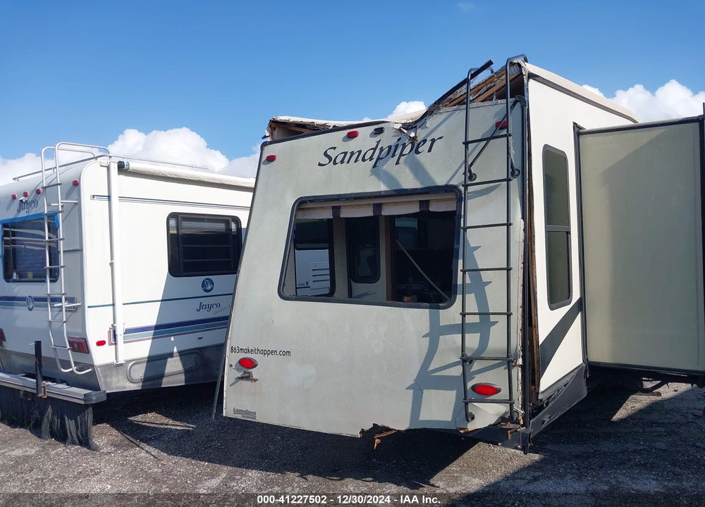 2017 FOREST RIVER SANDPIPER TRAVEL TRAILER VIN: 4X4FSAN28HJ035051