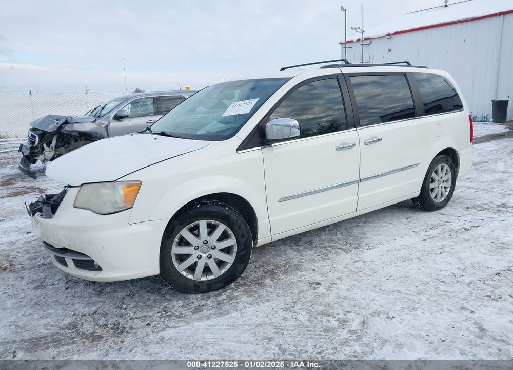 2011 CHRYSLER TOWN & COUNTRY TOURING-L VIN: 2A4RR8DG9BR635644
