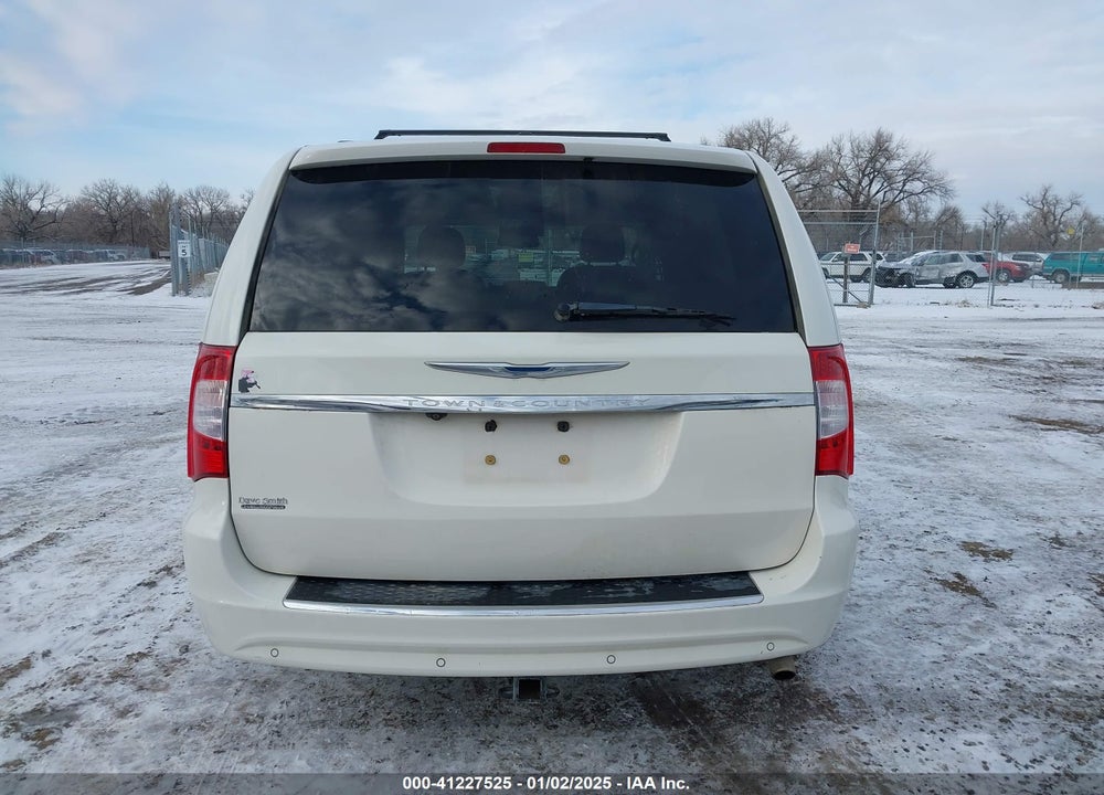 2011 CHRYSLER TOWN & COUNTRY TOURING-L VIN: 2A4RR8DG9BR635644