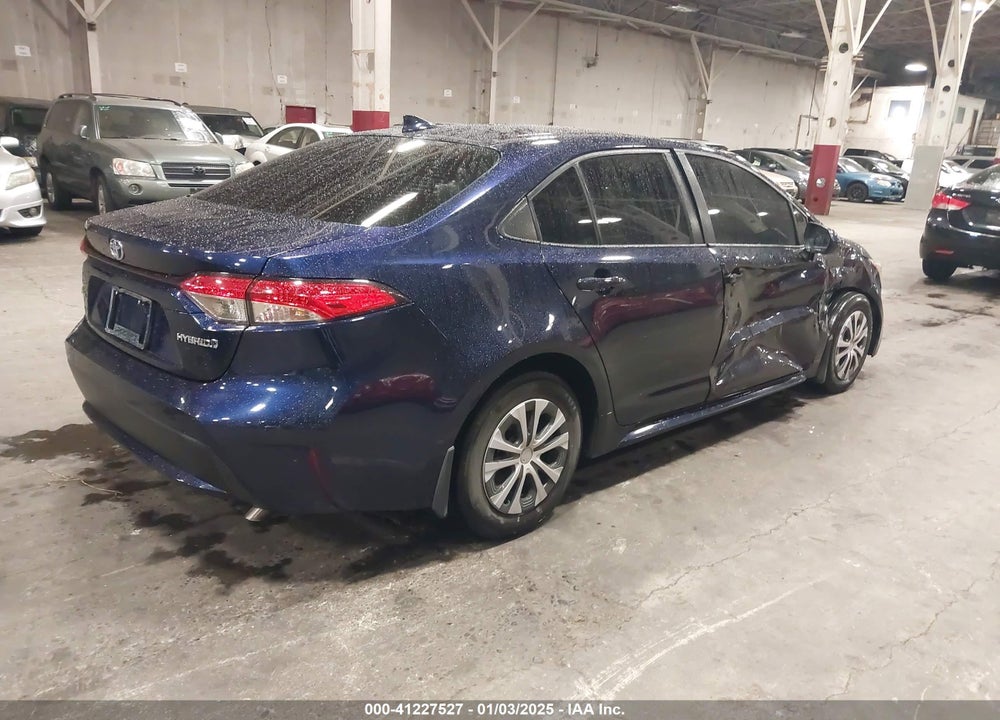 2022 TOYOTA COROLLA VIN: JTDEAMDE7NJ040805