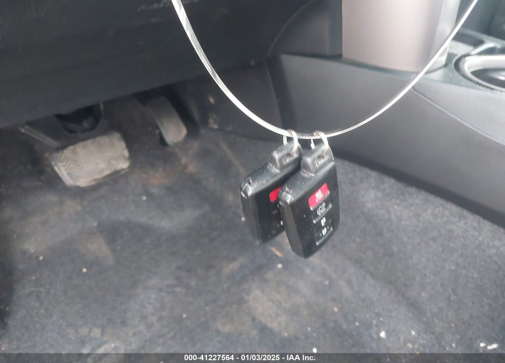 2017 TOYOTA RAV4 HYBRID LIMITED VIN: JTMDJREVXHD085926