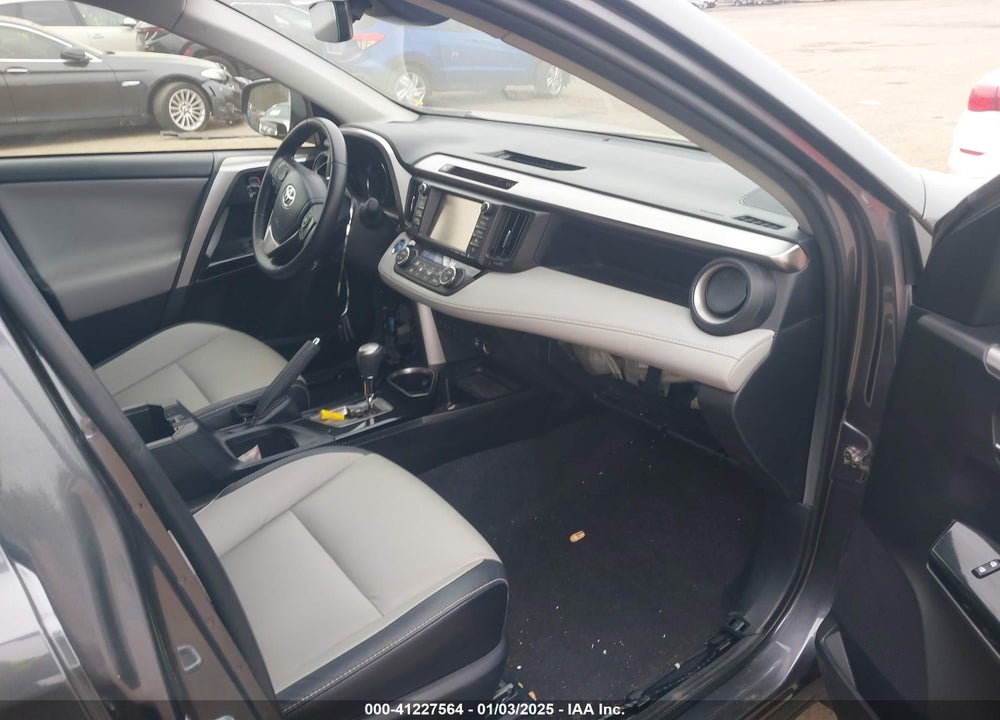 2017 TOYOTA RAV4 HYBRID LIMITED VIN: JTMDJREVXHD085926