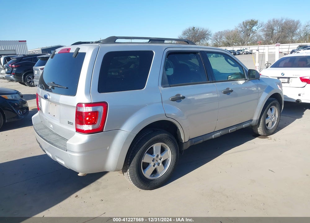 2011 FORD ESCAPE XLT VIN: 1FMCU0DG8BKA38006