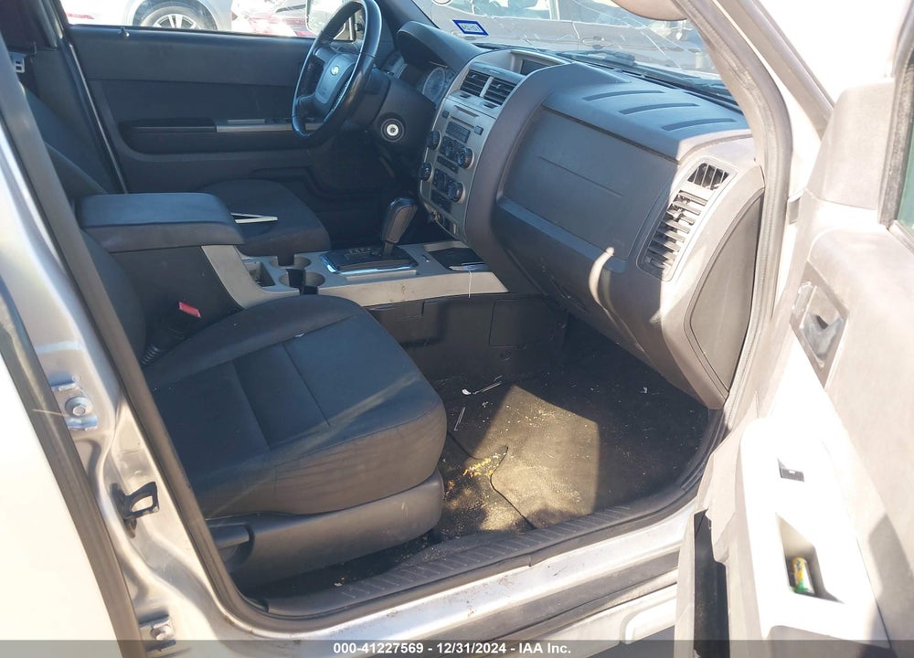 2011 FORD ESCAPE XLT VIN: 1FMCU0DG8BKA38006