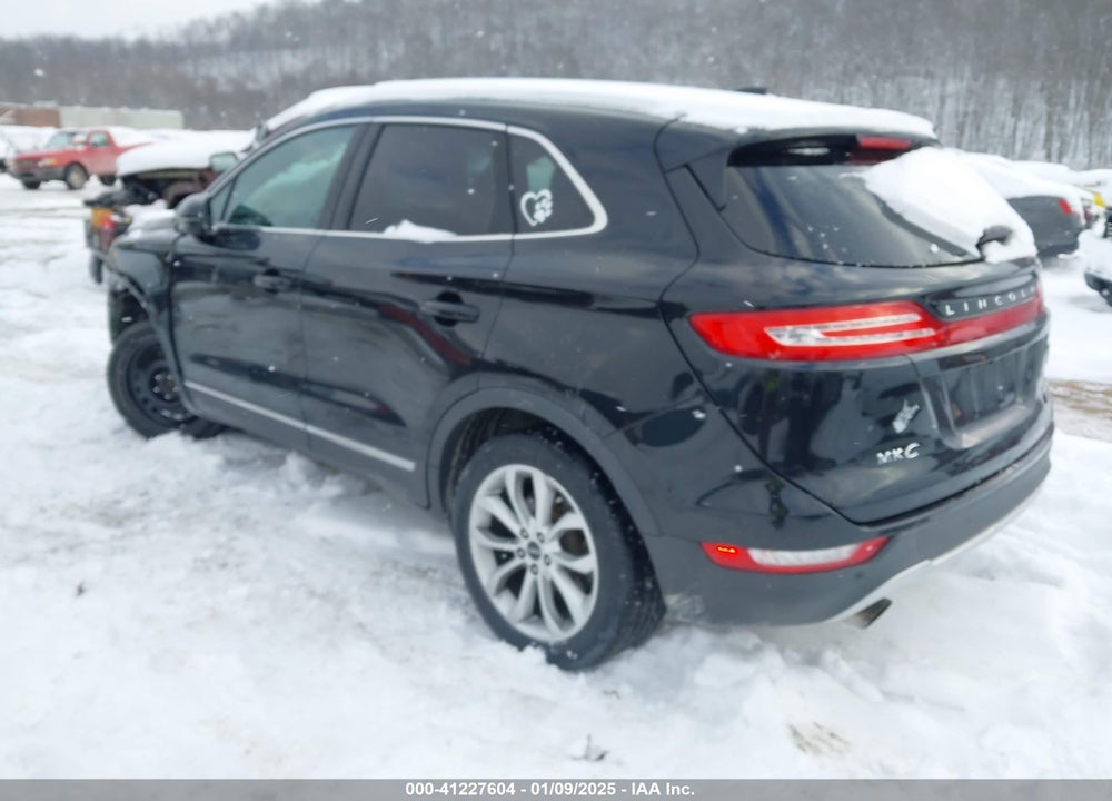 2015 LINCOLN MKC VIN: 5LMCJ2A92FUJ10934