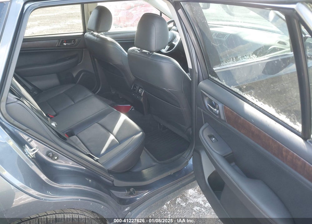 2015 SUBARU OUTBACK 3.6R LIMITED VIN: 4S4BSELC5F3253338