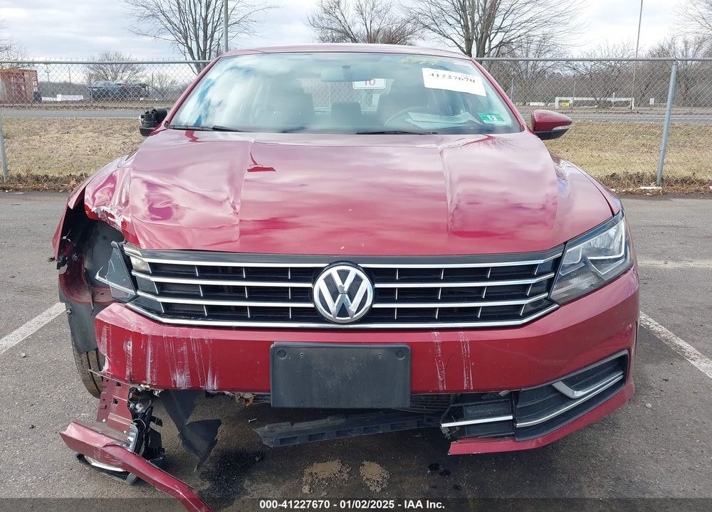 2016 VOLKSWAGEN PASSAT VIN: 1VWAT7A38GC011797