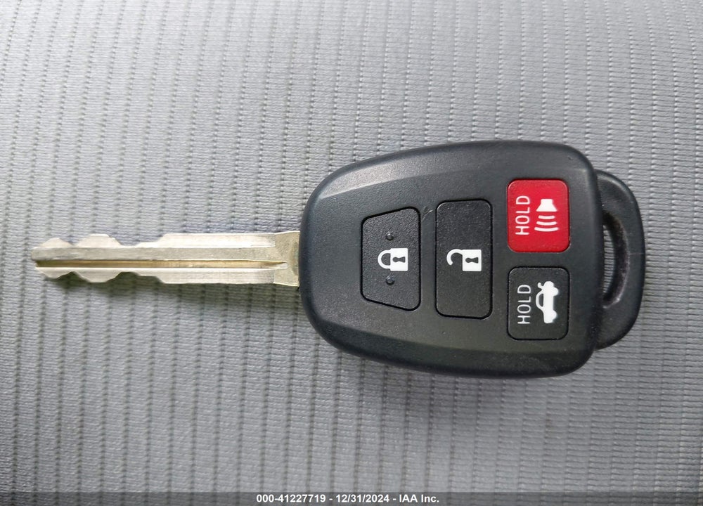 2016 TOYOTA COROLLA VIN: 5YFBURHEXGP466911