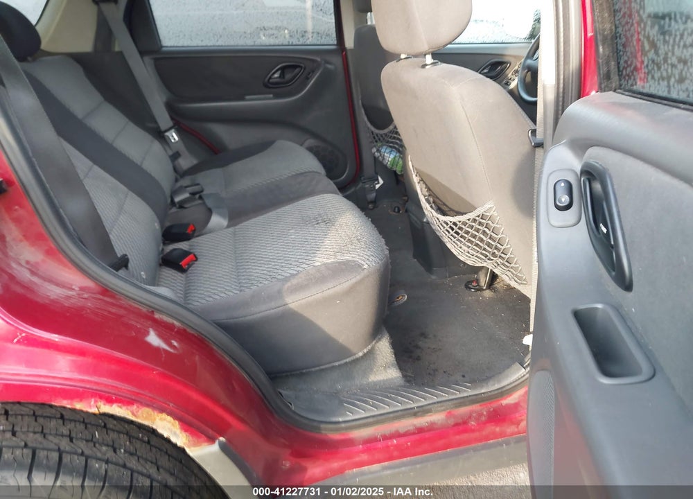 2004 FORD ESCAPE XLT VIN: 1FMYU03104KA62211