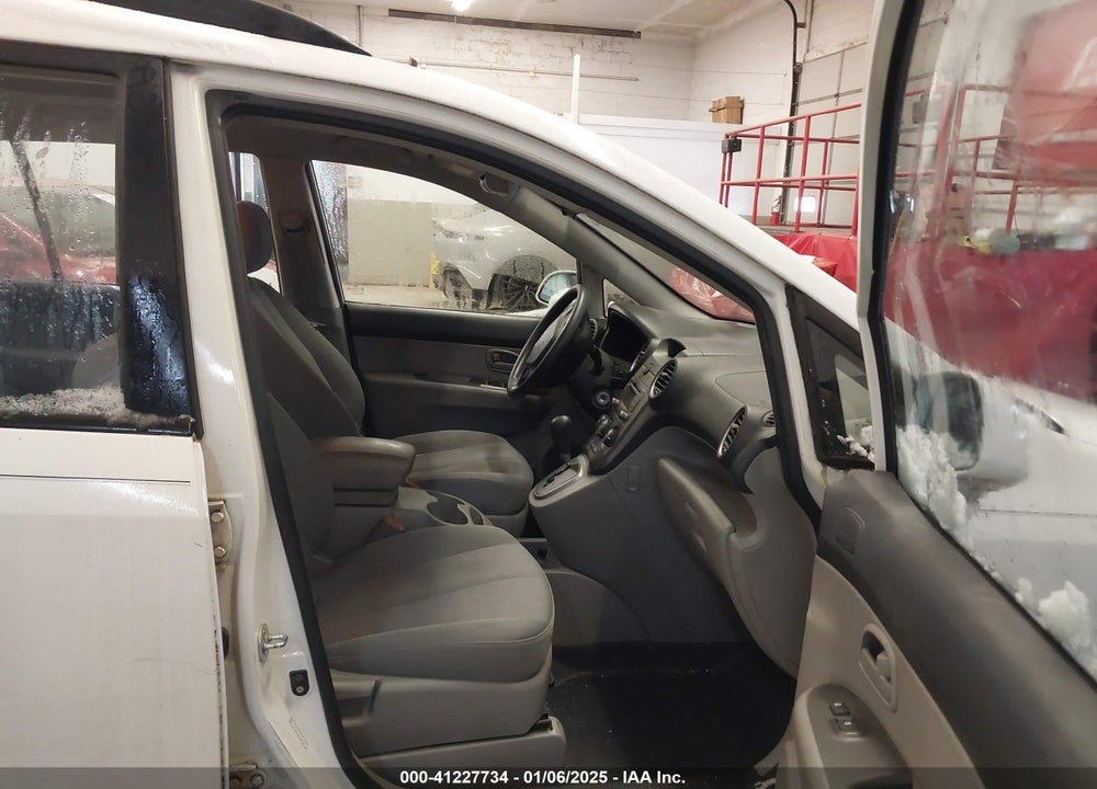 2009 KIA RONDO LX VIN: KNAFG528897267491