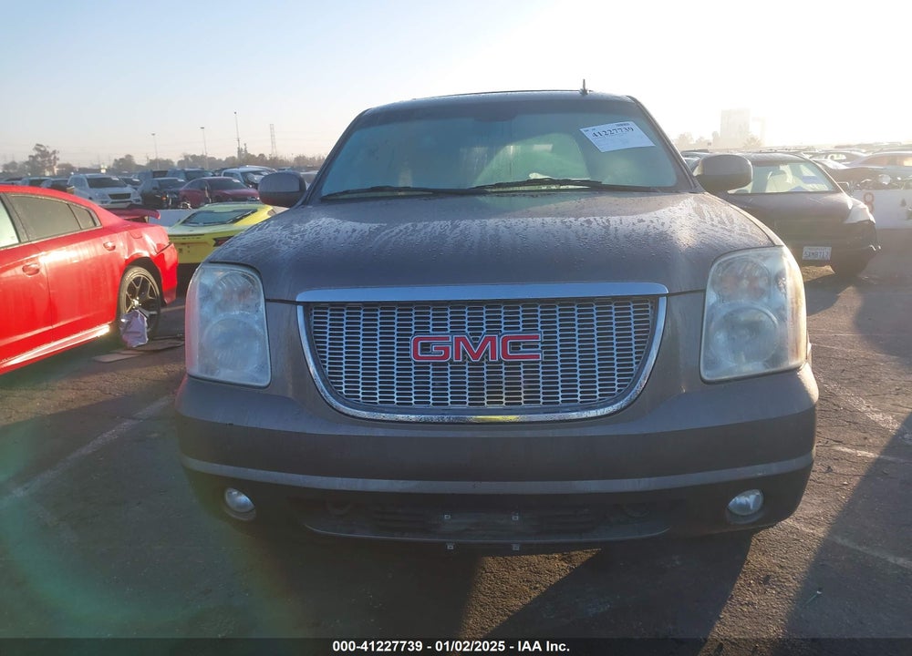 2011 GMC YUKON SLT VIN: 1GKS2CE01BR220151