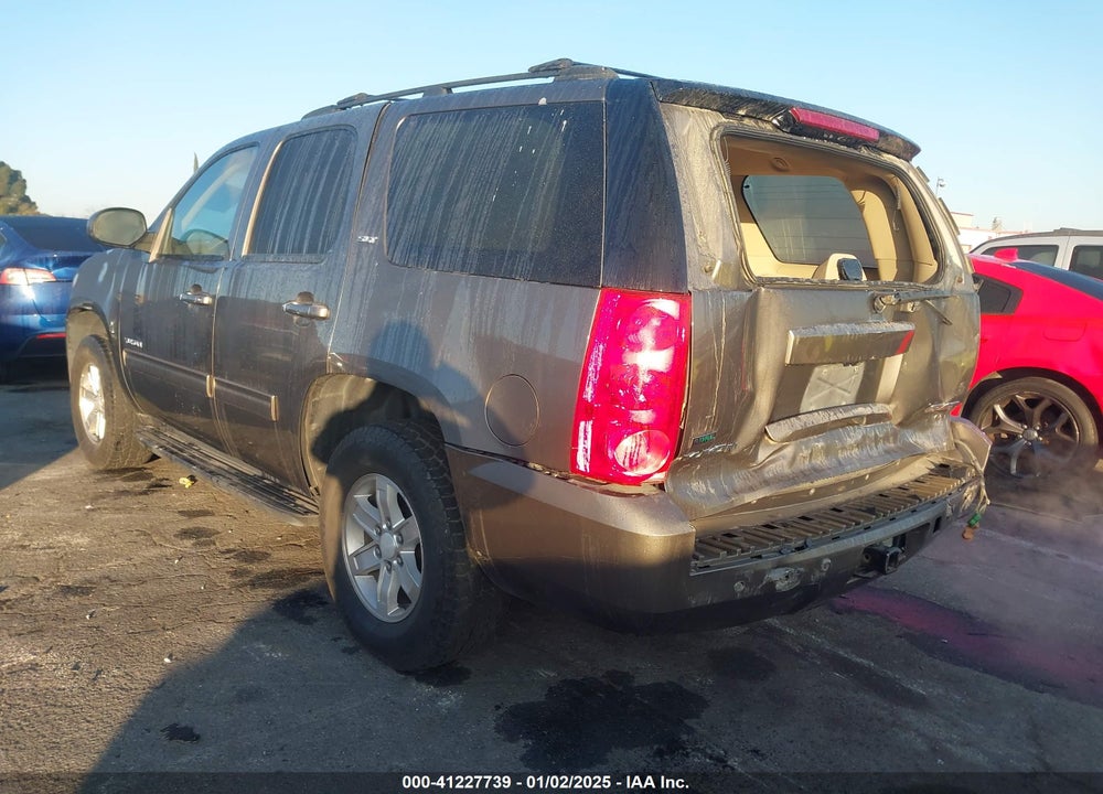 2011 GMC YUKON SLT VIN: 1GKS2CE01BR220151