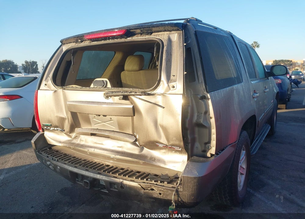 2011 GMC YUKON SLT VIN: 1GKS2CE01BR220151