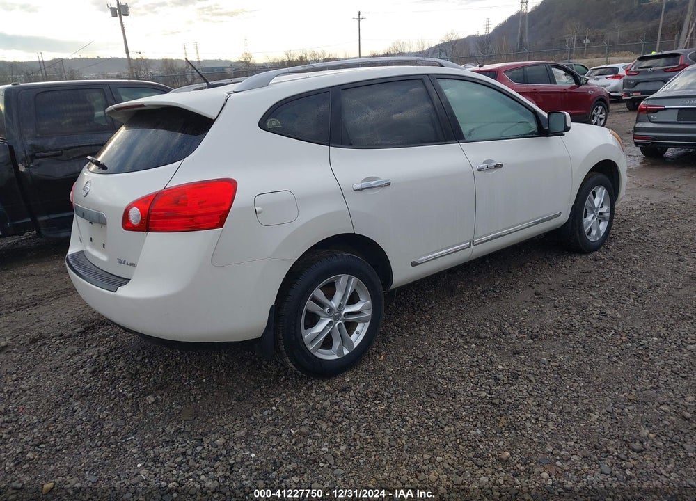 2013 NISSAN ROGUE SV VIN: JN8AS5MV6DW127957