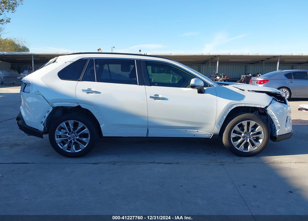 2024 TOYOTA RAV4 LIMITED VIN: JTMY1RFV3RJ027272