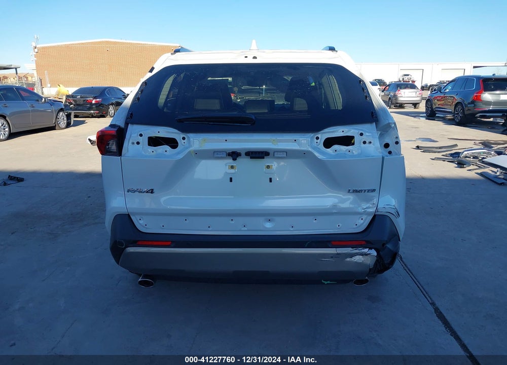 2024 TOYOTA RAV4 LIMITED VIN: JTMY1RFV3RJ027272