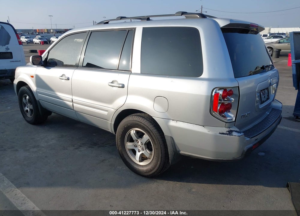 2006 HONDA PILOT EX-L VIN: 5FNYF28596B021498