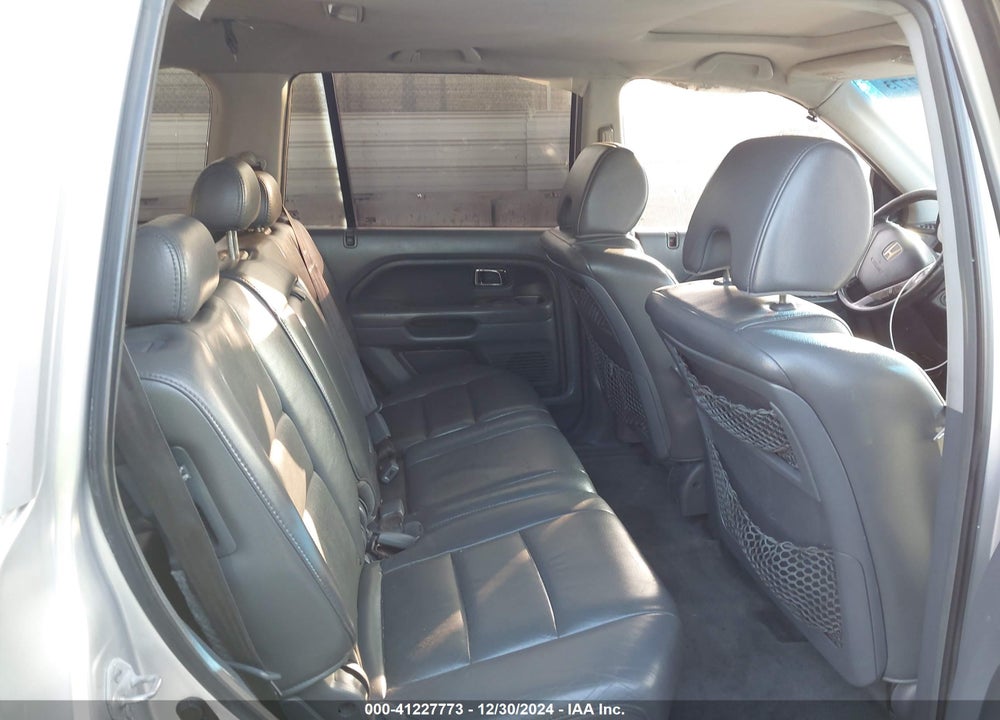 2006 HONDA PILOT EX-L VIN: 5FNYF28596B021498