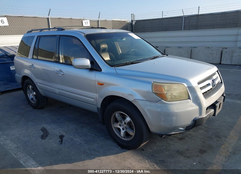 2006 HONDA PILOT EX-L VIN: 5FNYF28596B021498