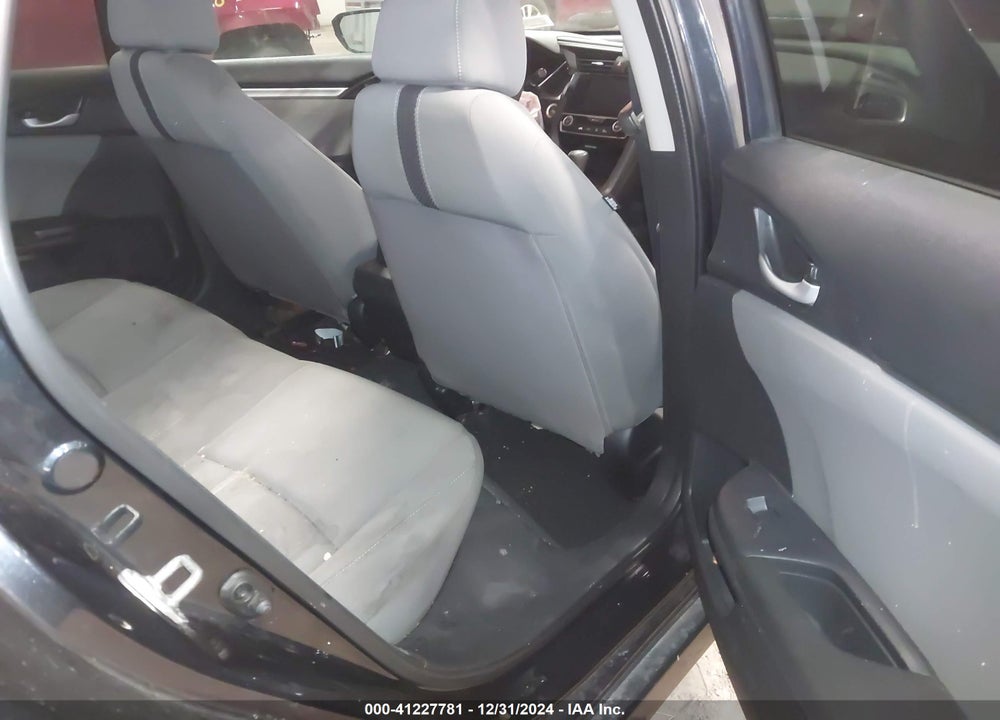2018 HONDA CIVIC VIN: 2HGFC2F77JH556239