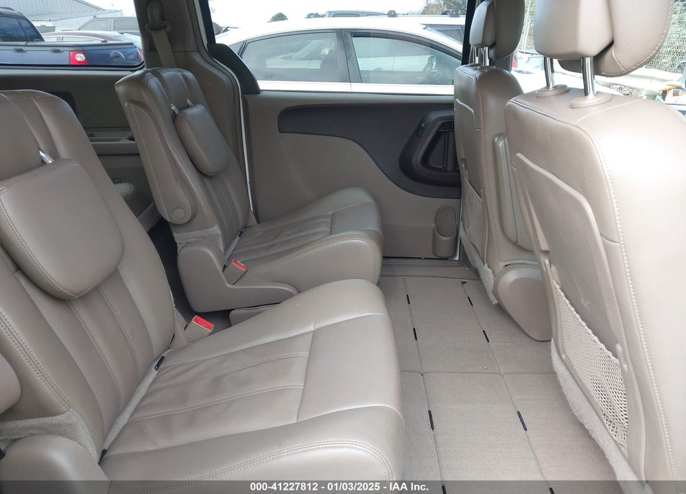 2014 CHRYSLER TOWN & COUNTRY TOURING VIN: 2C4RC1BGXER348433