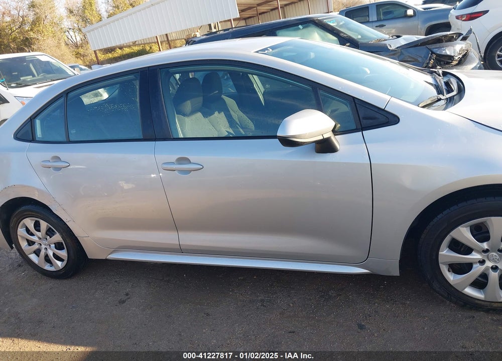 2022 TOYOTA COROLLA LE VIN: 5YFEPMAE6NP372426