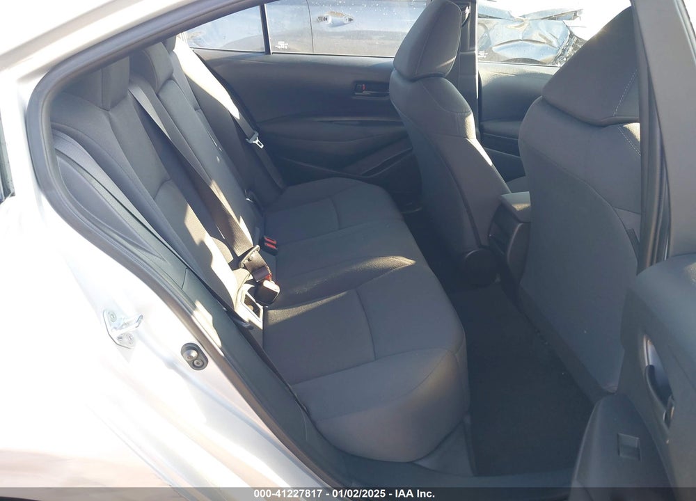 2022 TOYOTA COROLLA LE VIN: 5YFEPMAE6NP372426