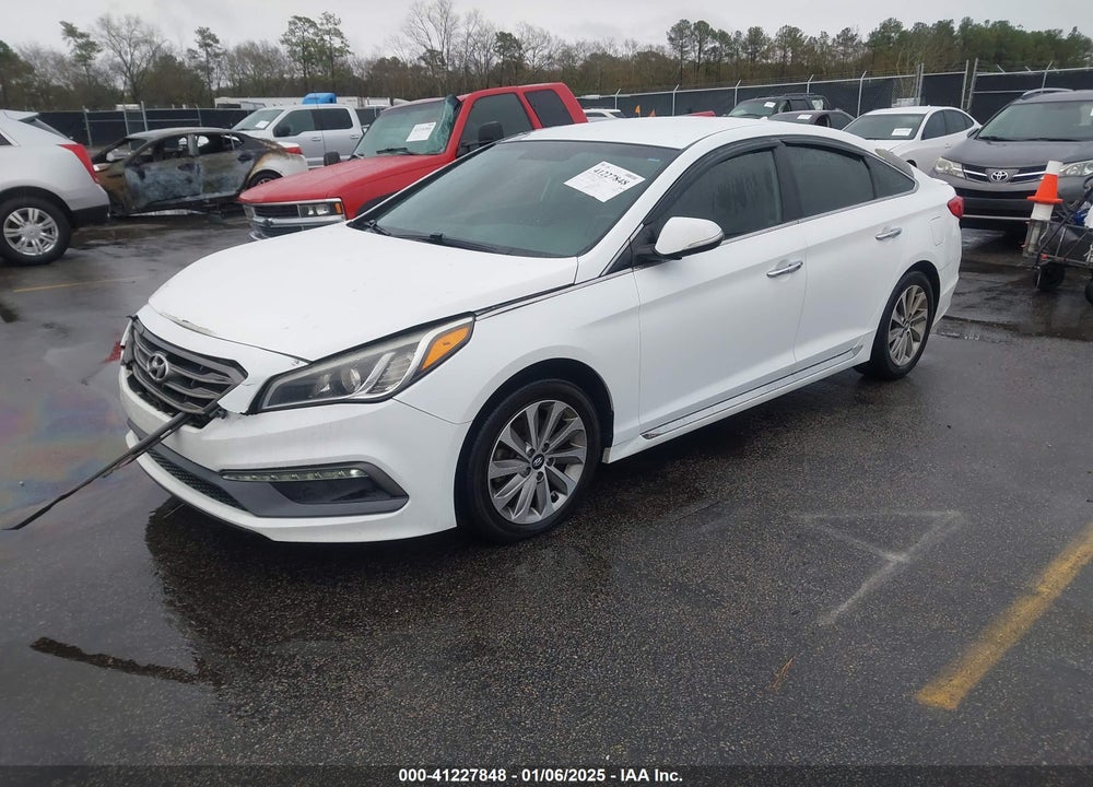 2016 HYUNDAI SONATA VIN: 5NPE34AF2GH264034