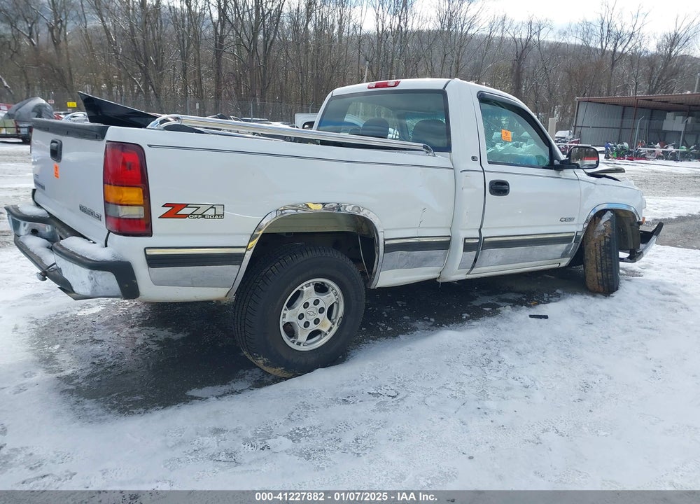 2001 CHEVROLET SILVERADO 1500 LS VIN: 1GCEK14V51Z243957