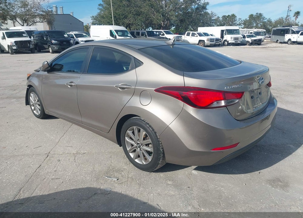 2014 HYUNDAI ELANTRA SE VIN: 5NPDH4AE8EH538662