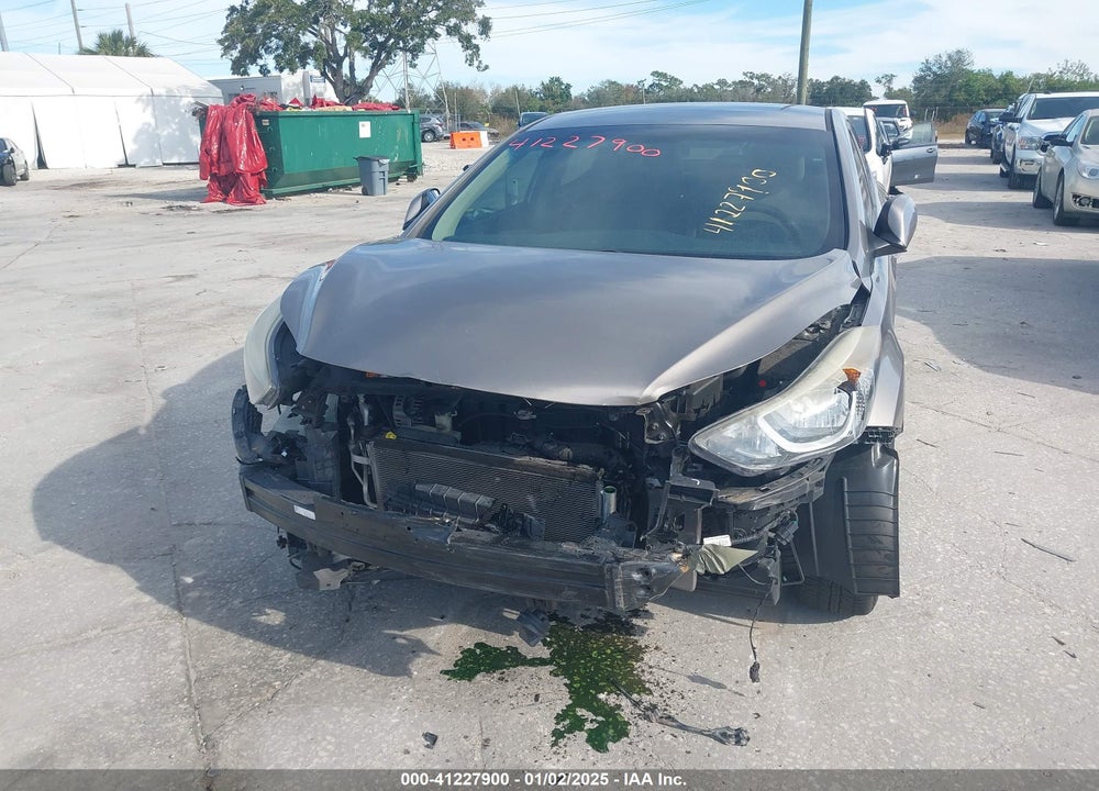 2014 HYUNDAI ELANTRA SE VIN: 5NPDH4AE8EH538662