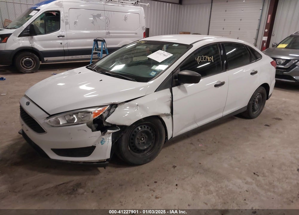 2017 FORD FOCUS VIN: 1FADP3E23HL340106