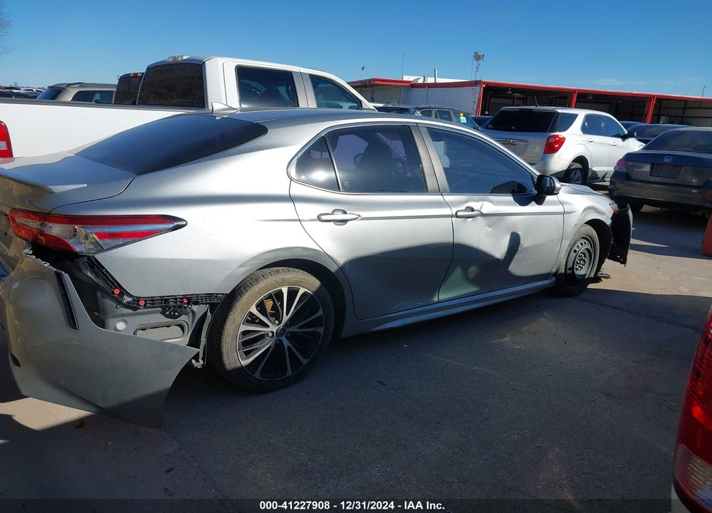 2020 TOYOTA CAMRY SE VIN: 4T1G11AK4LU905500