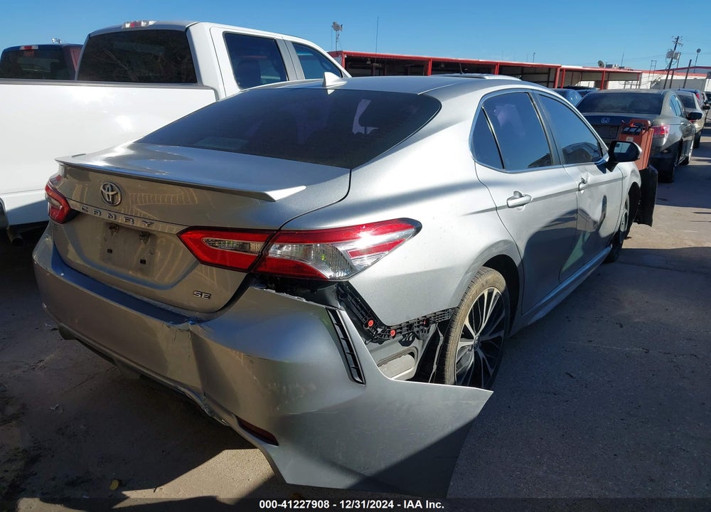 2020 TOYOTA CAMRY SE VIN: 4T1G11AK4LU905500