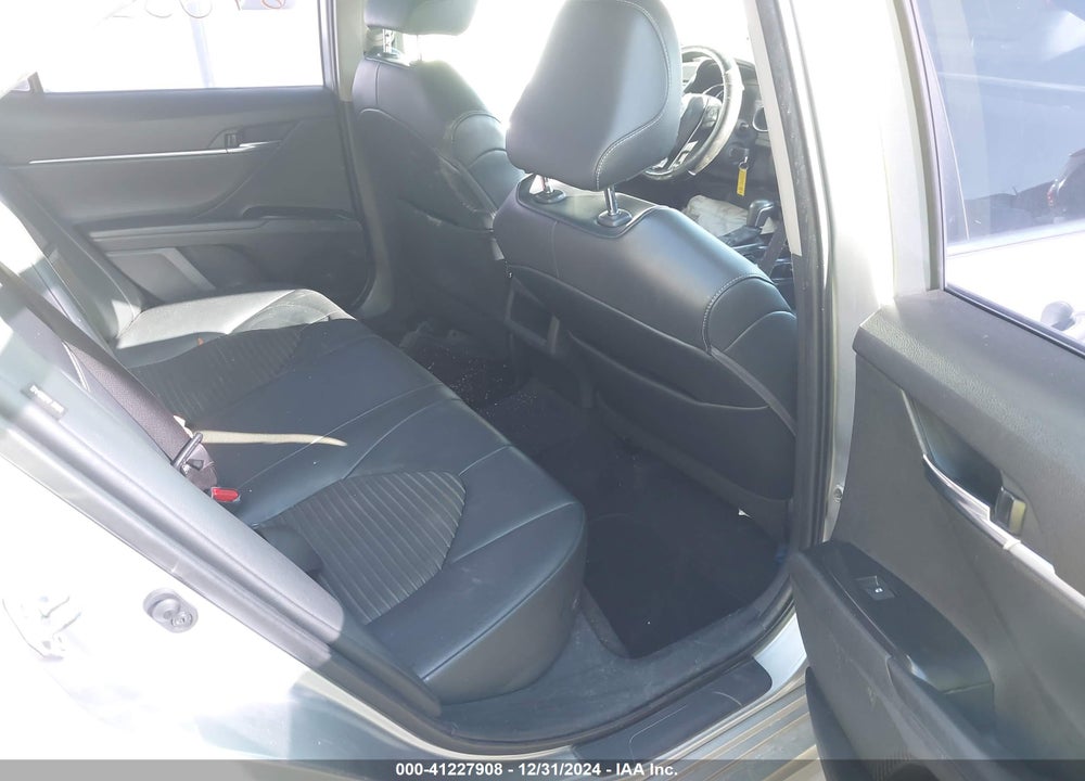 2020 TOYOTA CAMRY SE VIN: 4T1G11AK4LU905500