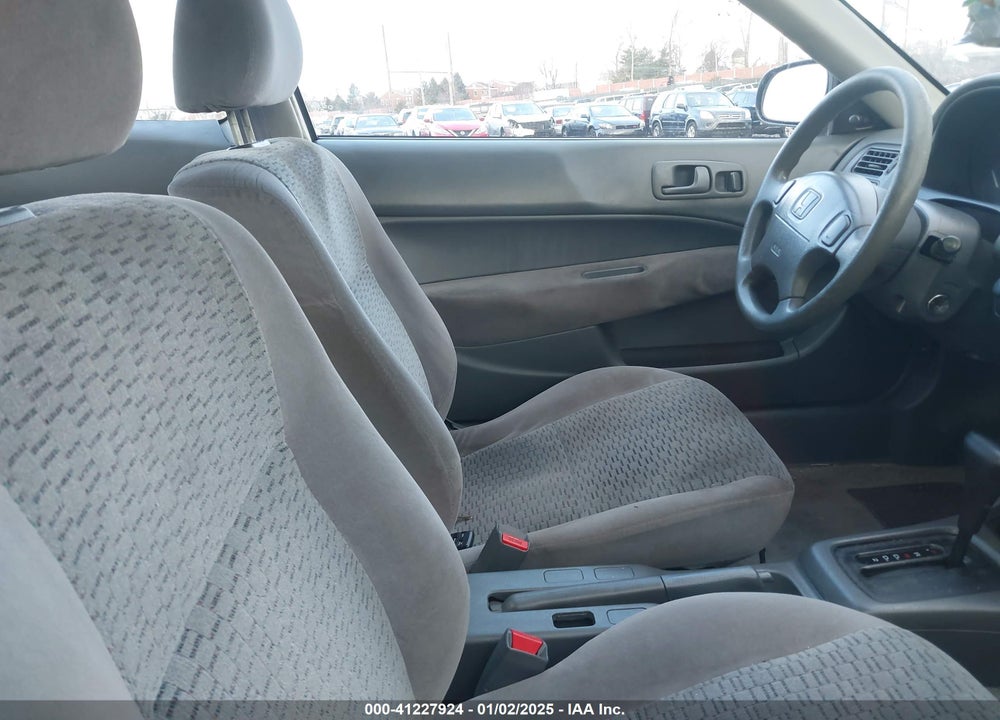 1999 HONDA CIVIC DX VIN: 1HGEJ6221XL039758