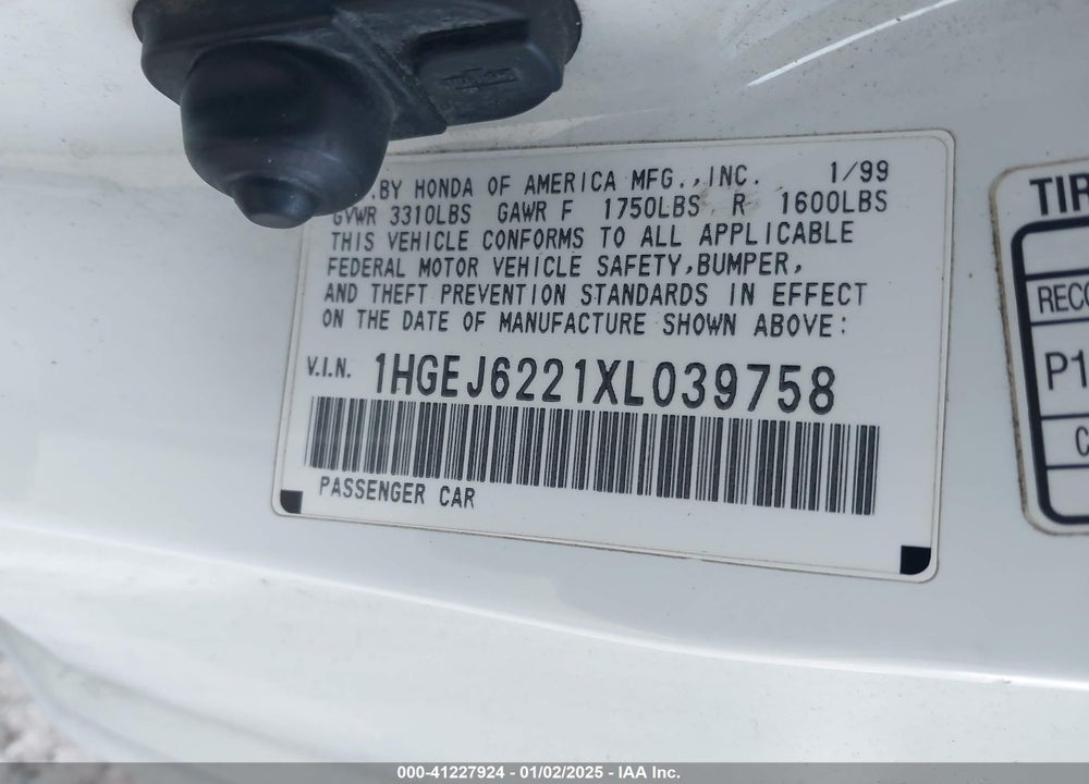 1999 HONDA CIVIC DX VIN: 1HGEJ6221XL039758