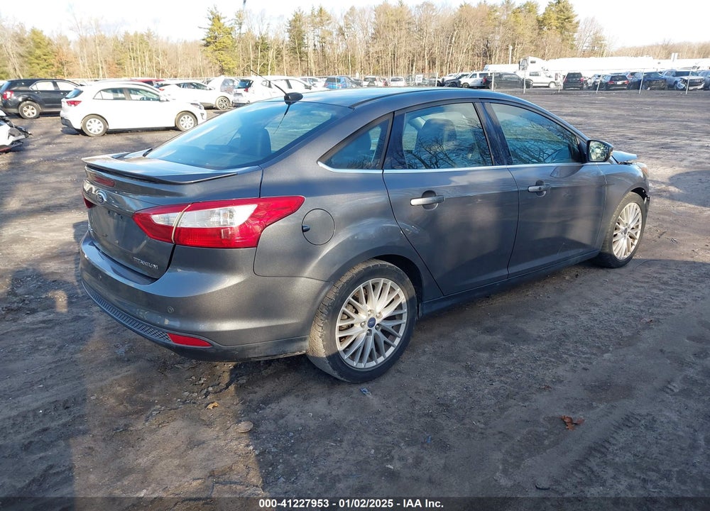 2013 FORD FOCUS TITANIUM VIN: 1FADP3J23DL317215