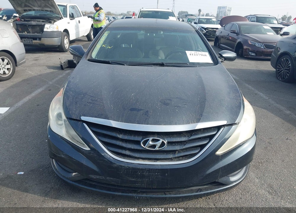 2011 HYUNDAI SONATA VIN: 5NPEB4AC3BH220836