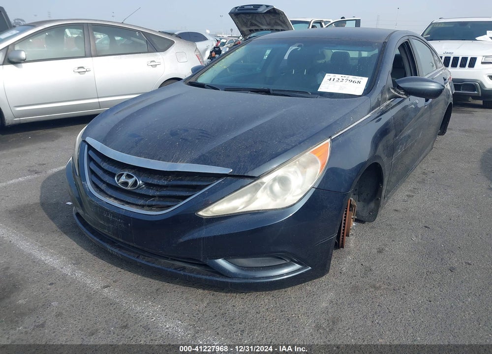 2011 HYUNDAI SONATA VIN: 5NPEB4AC3BH220836